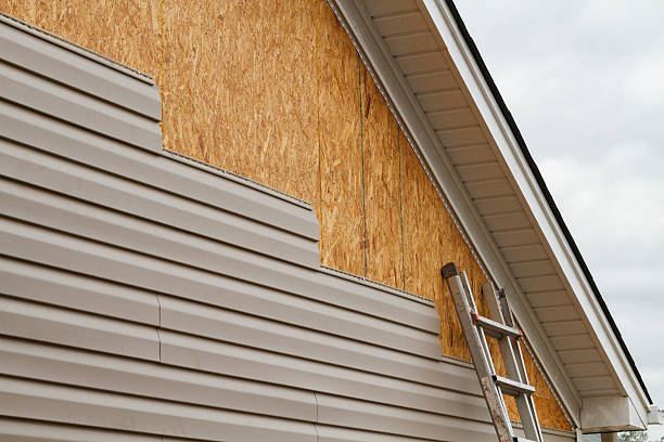 24/7 Emergency Vinyl Siding experts in New Paris, IN